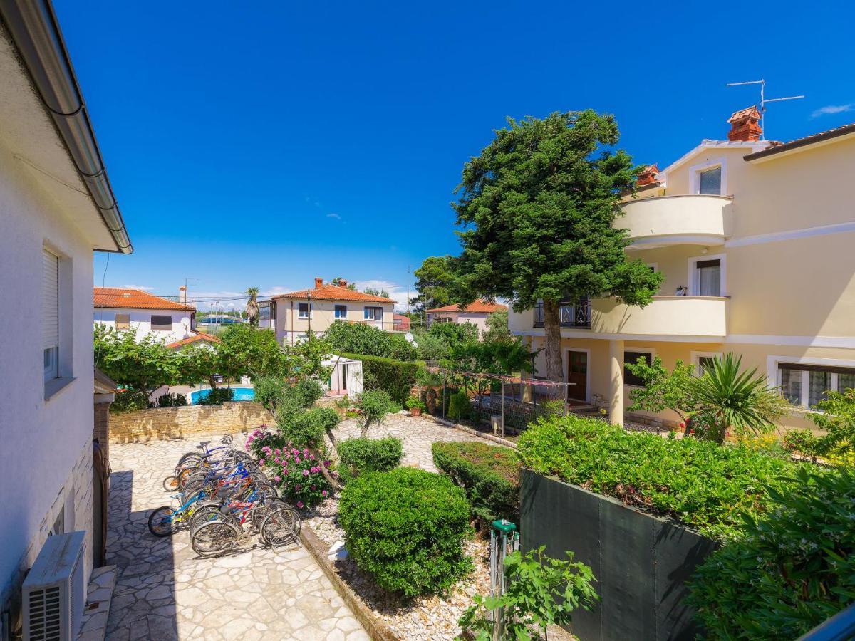 Apartment Nika-7 By Interhome Ουμάγκ Εξωτερικό φωτογραφία